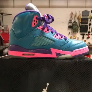 Teal and hot pink 6 1/2 Jordan’s new